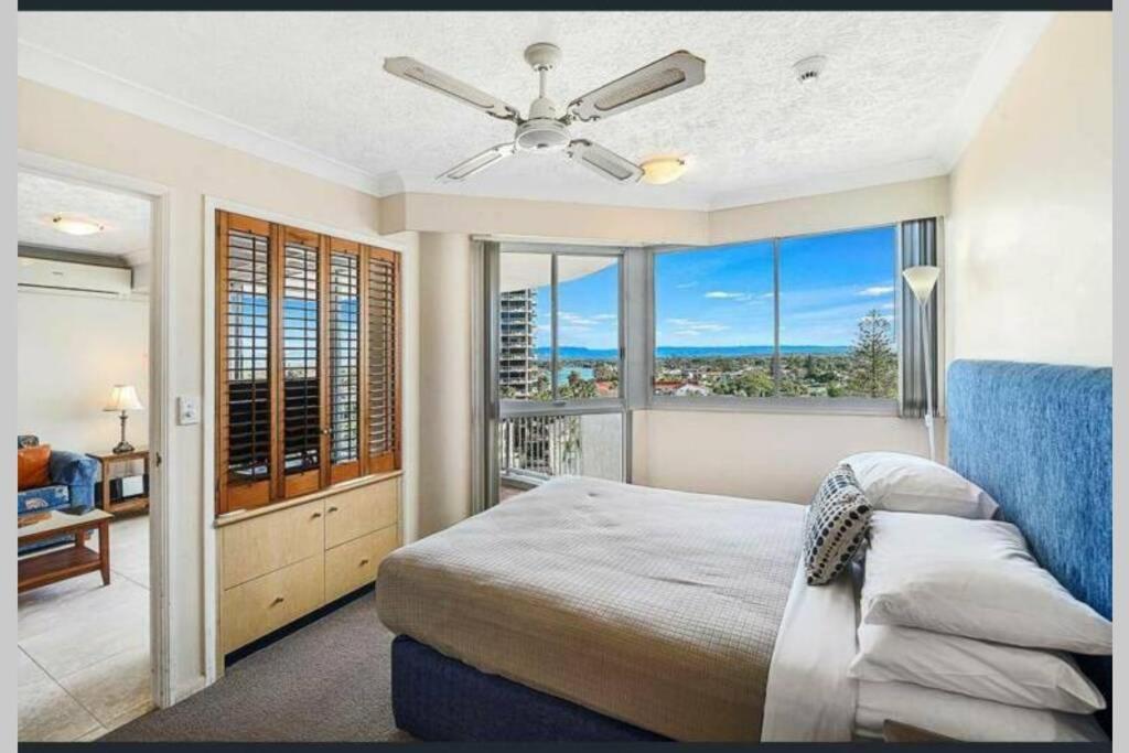 Surfers/Broadbeach Pool View. Free Parking & Wifi Gold Coast Eksteriør bilde