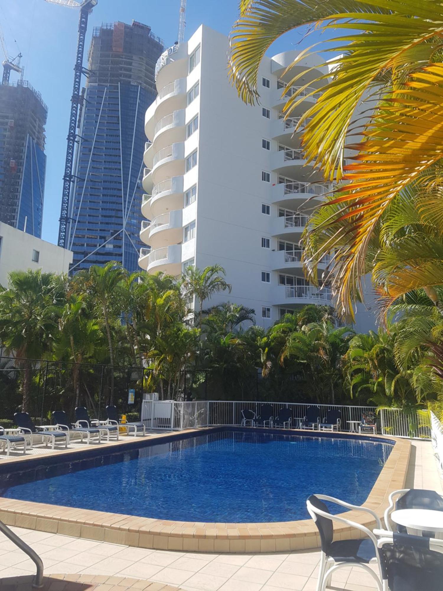 Surfers/Broadbeach Pool View. Free Parking & Wifi Gold Coast Eksteriør bilde